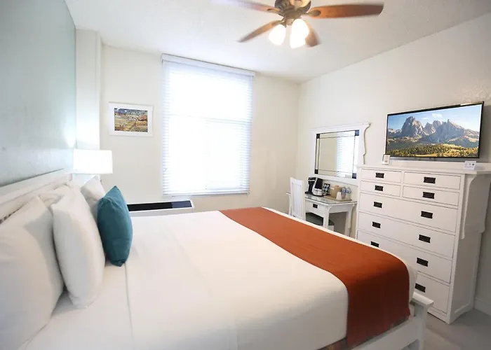 Queen Room